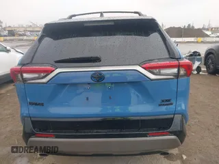 2024 Toyota RAV4 Hybrid XSE with VIN 4T3E6RFV6RU165085, listed as a IAAI auction lot 41730022 with 5,368 mi miles. Bid and sale history available at carsss.com. Image 16.