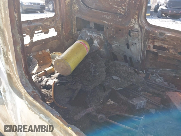 2019 Ram ProMaster City Cargo Tradesman z VIN ZFBHRFAB9K6M60224, wystawiony jako IAAI lot #39210596 z przebiegiem 65 672 mil mil oraz . Historia ofert i sprzedaży dostępna na DreamBid. Obrazek 8.