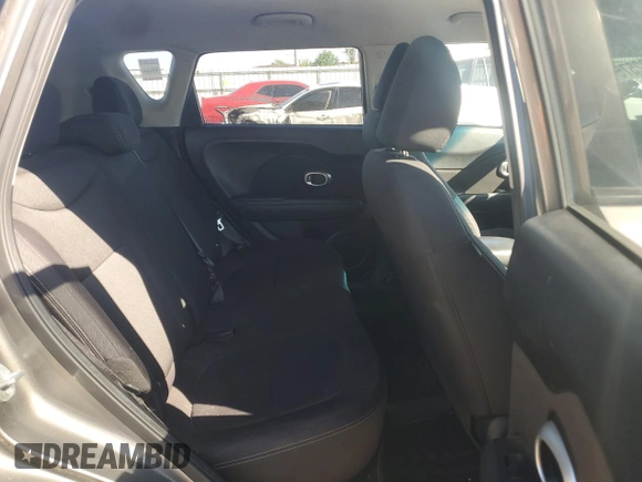 2015 Kia Soul with VIN KNDJN2A28F7129203, listed as a Copart auction lot 56022575 with 173,531 mi miles and Clean Title. Bid and sale history available at DreamBid. Image 10.