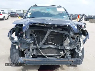 2007 Toyota 4Runner SR5 with VIN JTEZU14R070088127, listed as a IAAI auction lot 41938132 with 289,180 mi miles. Bid and sale history available at carsss.com. Image 6.