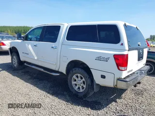 2005 Nissan Titan LE with VIN 1N6AA07B65N506688, listed as a IAAI auction lot 42086502 with 245,661 mi miles and . Bid and sale history available at DreamBid. Image 3.