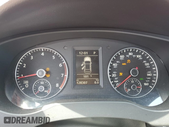 2014 Volkswagen Jetta GLI Edition 30 with VIN 3VW4S7AJ3EM354382, listed as a Copart auction lot 58058305 with 128,307 mi miles and Salvage title. Bid and sale history available at DreamBid. Image 9.