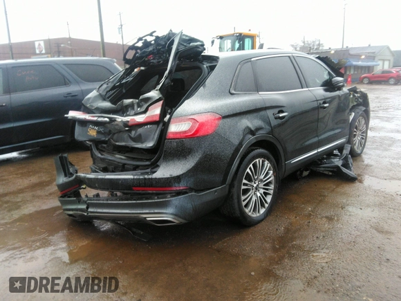 2016 Lincoln MKX Reserve with VIN 2LMTJ8LR2GBL35403, listed as a IAAI auction lot 41941607 with 0 mi miles. Bid and sale history available at carsss.com. Image 4.