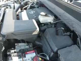 2016 Nissan Pathfinder S z VIN 5N1AR2MN5GC655738, wystawiony jako IAAI lot #43010348 z przebiegiem 141 588 mil mil oraz . Historia ofert i sprzedaży dostępna na DreamBid. Obrazek 19.