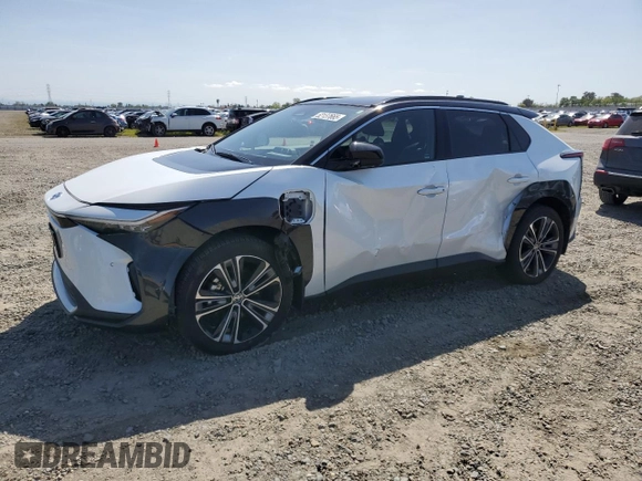 2024 Toyota bZ4X XLE с VIN JTMABACAXRA055247, выставлен на аукционе Copart как лот 52137665 с пробегом 11 294 миль миль и Списание • Salvage title. История ставок и продаж доступна на DreamBid. Изображение 1.