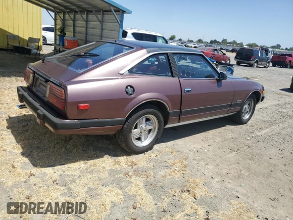 1982 Datsun 280ZX 2+2 z VIN JN1HZ06S5CX429361, wystawiony jako Copart lot #59239365 z przebiegiem 139 002 mil mil oraz Tytuł czysty. Historia ofert i sprzedaży dostępna na DreamBid. Obrazek 3.