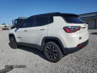 2020 Jeep Compass Trailhawk z VIN 3C4NJDDB4LT184212, wystawiony jako Copart lot #53054375 z przebiegiem 73 963 mil mil oraz Szkoda całkowita • Salvage title. Historia ofert i sprzedaży dostępna na DreamBid. Obrazek 2.