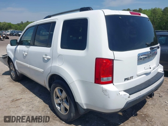 2009 Honda Pilot EX-L with VIN 5FNYF48619B022699, listed as a IAAI auction lot 42016173 with 204,190 mi miles and . Bid and sale history available at carsss.com. Image 3.