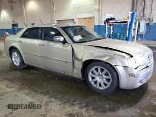2008 Chrysler 300 C Hemi with VIN 2C3LA63H68H252541, listed as a Copart auction lot 49730295 with 87,741 mi miles and Clean Title. Bid and sale history available at carsss.com. Image 4.