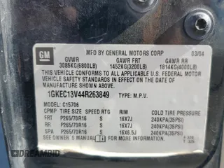 2004 GMC Yukon SLE with VIN 1GKEC13V44R263849, listed as a Copart auction lot 47528325 with 448,294 mi miles and Salvage Title. Bid and sale history available at carsss.com. Image 14.