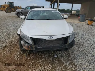 2013 Kia Optima LX z VIN KNAGM4A76D5372356, wystawiony jako Copart lot #57652125 z przebiegiem Nie podano mil oraz Szkoda całkowita • Salvage title. Historia ofert i sprzedaży dostępna na DreamBid. Obrazek 5.