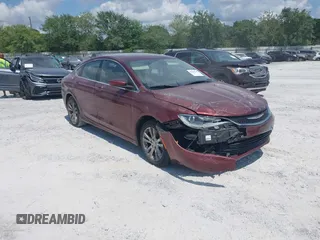 2015 Chrysler 200 Limited z VIN 1C3CCCAB3FN687402, wystawiony jako IAAI lot #42269561 z przebiegiem 178 372 mil mil oraz . Historia ofert i sprzedaży dostępna na DreamBid. Obrazek 1.