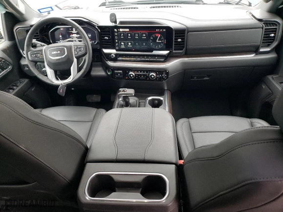 2024 GMC Sierra 1500 SLT with VIN 3GTUUDED0RG431553, listed as a Copart auction lot 43840495 with 6,077 mi miles and Salvage Title. Bid and sale history available at carsss.com. Image 8.