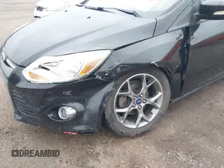 2014 Ford Focus SE z VIN 1FADP3K20EL386198, wystawiony jako IAAI lot #42157909 z przebiegiem 125 097 mil mil oraz . Historia ofert i sprzedaży dostępna na DreamBid. Obrazek 6.