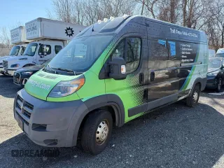 2014 Ram ProMaster Cargo with VIN 3C6URVHG4EE122713, listed as a Copart auction lot 53986395 with 304,967 mi miles and Clean Title. Bid and sale history available at carsss.com. Image 2.