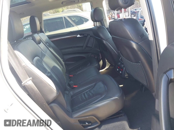2015 Audi Q7 Premium Plus with VIN WA1LMAFE7FD022860, listed as a IAAI auction lot 41642235 with 202,624 mi miles and . Bid and sale history available at DreamBid. Image 8.