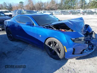 2020 Chevrolet Camaro 1LT with VIN 1G1FB1RS3L0140684, listed as a IAAI auction lot 41039507 with 66,561 mi miles. Bid and sale history available at carsss.com. Image 1.