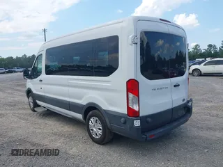 2015 Ford Transit XL z VIN 1FBZX2CM5FKB16521, wystawiony jako IAAI lot #42577803 z przebiegiem 63 027 mil mil oraz . Historia ofert i sprzedaży dostępna na DreamBid. Obrazek 3.