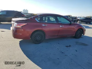 2015 Nissan Altima 2.5 z VIN 1N4AL3AP8FC129724, wystawiony jako Copart lot #45567695 z przebiegiem 178 142 mil mil oraz Szkoda całkowita • Salvage title. Historia ofert i sprzedaży dostępna na DreamBid. Obrazek 3.