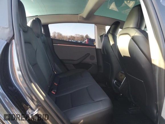 2024 Tesla Model 3 z VIN 5YJ3E1EA7RF760219, wystawiony jako Copart lot #52173225 z przebiegiem 6 730 mil mil oraz Szkoda całkowita • Salvage title. Historia ofert i sprzedaży dostępna na DreamBid. Obrazek 10.