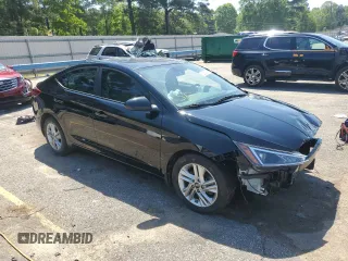 2020 Hyundai Elantra Value Edition z VIN KMHD84LF4LU026157, wystawiony jako Copart lot #52357745 z przebiegiem 67 740 mil mil oraz Nie do naprawy • Non repairable. Historia ofert i sprzedaży dostępna na DreamBid. Obrazek 4.