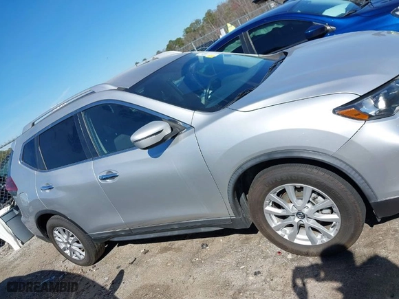 2018 Nissan Rogue SV with VIN KNMAT2MT7JP580092, listed as a IAAI auction lot 41704960 with 120,562 mi miles. Bid and sale history available at carsss.com. Image 13.