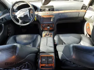 2004 Mercedes-Benz S-Class 5.0L with VIN WDBNG75J74A404066, listed as a Copart auction lot 42602405 with 0 mi miles and Salvage Title. Bid and sale history available at carsss.com. Image 8.