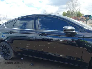 2020 Ford Fusion SE with VIN 3FA6P0LU1LR164100, listed as a IAAI auction lot 41859480 with Not provided miles and . Bid and sale history available at DreamBid. Image 14.
