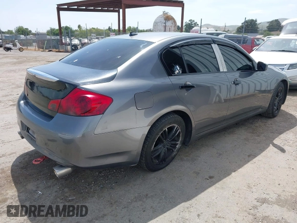2015 Infiniti Q40 with VIN JN1CV6AP8FM501770, listed as a IAAI auction lot 42111315 with 123,249 mi miles. Bid and sale history available at carsss.com. Image 4.