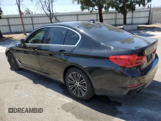 2020 BMW 5 Series 530i z VIN WBAJR3C04LWW76702, wystawiony jako Copart lot #58022565 z przebiegiem 63 594 mil mil oraz Szkoda całkowita • Salvage title. Historia ofert i sprzedaży dostępna na DreamBid. Obrazek 2.