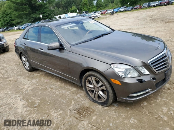 2011 Mercedes-Benz E-Class E 550 Luxury with VIN WDDHF9AB1BA385318, listed as a Copart auction lot 66115634 with 197,595 mi miles and Salvage Title. Bid and sale history available at carsss.com. Image 4.