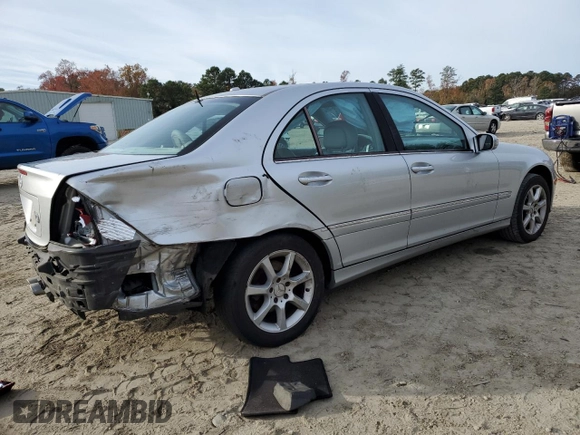 2007 Mercedes-Benz C 350 Sport z VIN WDBRF56H57F903587, wystawiony jako Copart lot #82340594 z przebiegiem 164 125 mil mil oraz Szkoda całkowita • Salvage title. Historia ofert i sprzedaży dostępna na DreamBid. Obrazek 3.