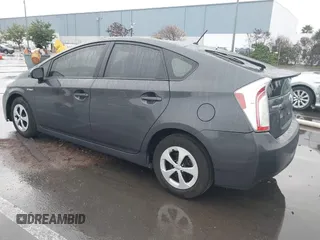 2013 Toyota Prius One with VIN JTDKN3DU2D5595628, listed as a IAAI auction lot 41208815 with 165,077 mi miles. Bid and sale history available at carsss.com. Image 3.