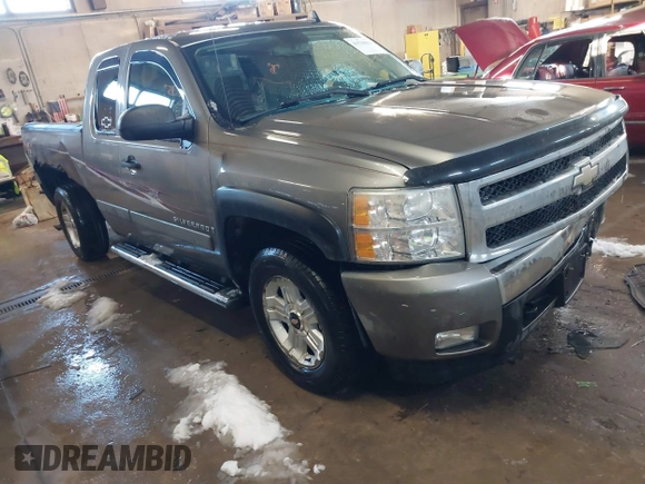 2007 Chevrolet Silverado 1500 1LT with VIN 2GCEK19J671602045, listed as a IAAI auction lot 41538984 with 221,265 mi miles and . Bid and sale history available at DreamBid. Image 1.