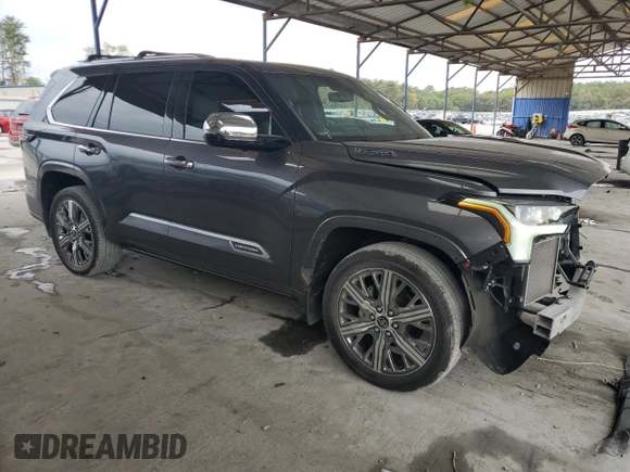 2023 Toyota Sequoia SR5 with VIN 7SVAAAAA3PX002055, listed as a Copart auction lot 72932724 with 22,833 mi miles and Salvage Title. Bid and sale history available at carsss.com. Image 4.