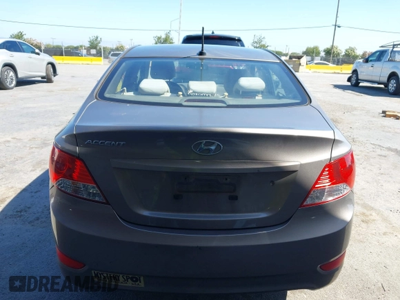 2014 Hyundai Accent GLS z VIN KMHCT4AE9EU671748, wystawiony jako IAAI lot #42356469 z przebiegiem 179 390 mil mil oraz . Historia ofert i sprzedaży dostępna na DreamBid. Obrazek 16.