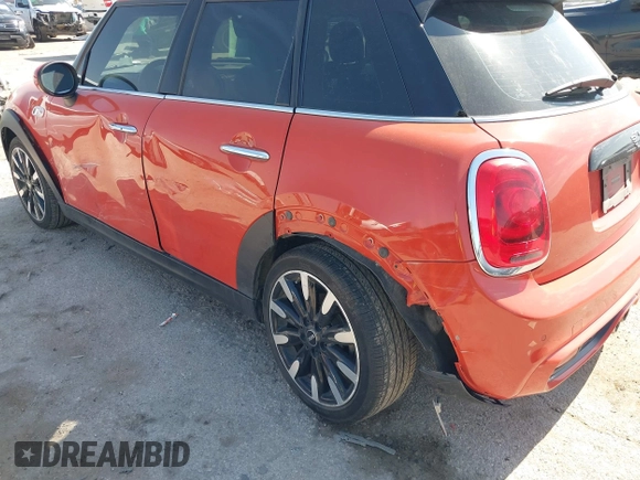2019 MINI Hardtop 4 Door Cooper S with VIN WMWXU3C57K2B64946, listed as a IAAI auction lot 42240647 with 87,704 mi miles and . Bid and sale history available at DreamBid. Image 17.
