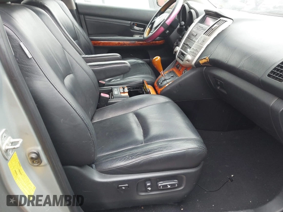 2006 Lexus RX 330 with VIN 2T2HA31U56C095331, listed as a IAAI auction lot 42035733 with 198,878 mi miles and . Bid and sale history available at carsss.com. Image 5.
