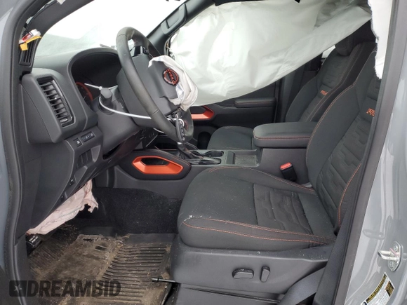 2024 Nissan Frontier Pro-4X with VIN 1N6ED1EK0RN630091, listed as a Copart auction lot 88705595 with 9,059 mi miles and Clean title. Bid and sale history available at DreamBid. Image 7.