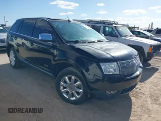 2008 Lincoln MKX with VIN 2LMDU68C38BJ24412, listed as a IAAI auction lot 42050624 with 180,803 mi miles. Bid and sale history available at carsss.com. Image 1.