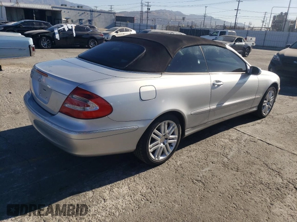 2005 Mercedes-Benz CLK 320 with VIN WDBTK65J85F161050, listed as a Copart auction lot 81561104 with 159,584 mi miles and Clean Title. Bid and sale history available at DreamBid. Image 3.