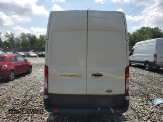 2021 Ford Transit Cargo с VIN 1FTBR1X80MKA26754, выставлен на аукционе Copart как лот 57982185 с пробегом 80 537 миль миль и Списание • Salvage title. История ставок и продаж доступна на DreamBid. Изображение 6.