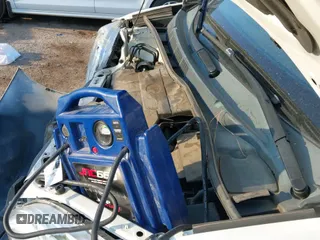 2015 Toyota Sienna XLE with VIN 5TDYK3DC5FS644523, listed as a IAAI auction lot 43248015 with 106,854 mi miles and . Bid and sale history available at DreamBid. Image 19.