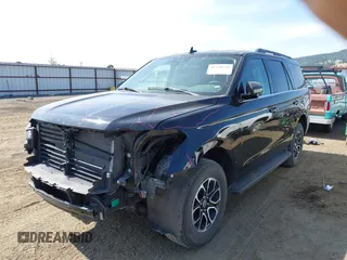 2024 Ford Expedition XLT with VIN 1FMJU1H83REA52243, listed as a IAAI auction lot 42510742 with 33,284 mi miles and . Bid and sale history available at DreamBid. Image 18.
