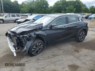 2019 Infiniti QX30 ESSENTIAL with VIN SJKCH5CR4KA007511, listed as a Copart auction lot 62512974 with 0 mi miles and Salvage Title. Bid and sale history available at carsss.com. Image 1.