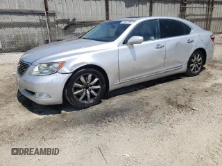 2008 Lexus LS 460 with VIN JTHBL46F985075053, listed as a Copart auction lot 58467284 with 200,664 mi miles and Salvage Title. Bid and sale history available at carsss.com. Image 1.