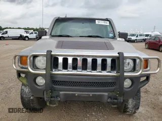 2006 Hummer H3 z VIN 5GTDN136368181140, wystawiony jako Copart lot #64177084 z przebiegiem 106 022 mil mil oraz Tytuł czysty. Historia ofert i sprzedaży dostępna na DreamBid. Obrazek 5.