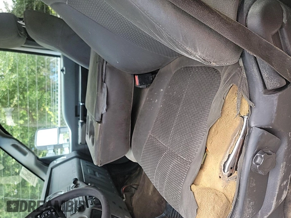 2016 Ford F-250 Lariat with VIN 1FT7W2B62GEC24197, listed as a IAAI auction lot 42610383 with 259,877 mi miles and . Bid and sale history available at DreamBid. Image 15.