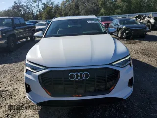 2022 Audi e-tron Premium with VIN WA1AAAGE1NB019221, listed as a Copart auction lot 41872005 with 47,890 mi miles and Salvage Title. Bid and sale history available at DreamBid. Image 5.