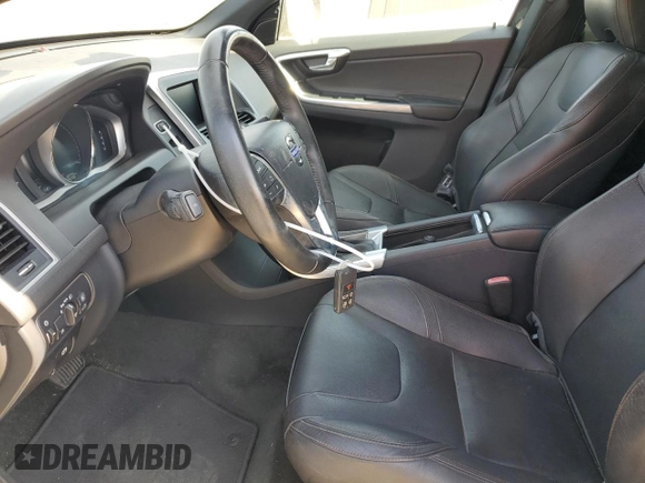 2016 Volvo XC60 T6 Drive-E z VIN YV449MDK9G2784944, wystawiony jako Copart lot #57964524 z przebiegiem 76 139 mil mil oraz Szkoda całkowita • Salvage title. Historia ofert i sprzedaży dostępna na DreamBid. Obrazek 7.
